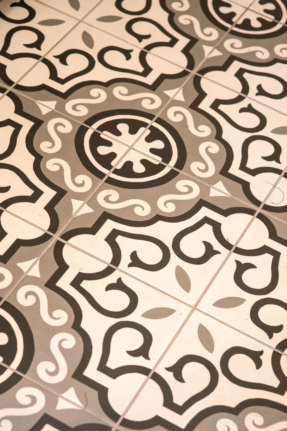 shapley-pattern-tile-laundry.jpg
