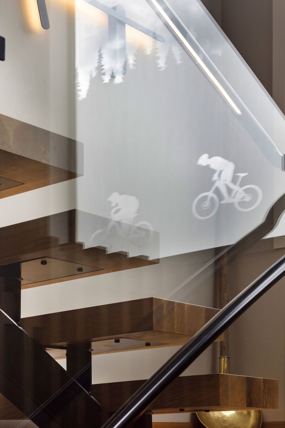 shapley-stair-tred-glass-ballastrade.jpg