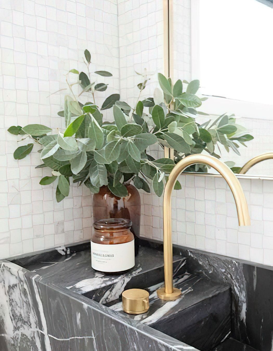 Powder Room Suede + Stone Showroom 2021