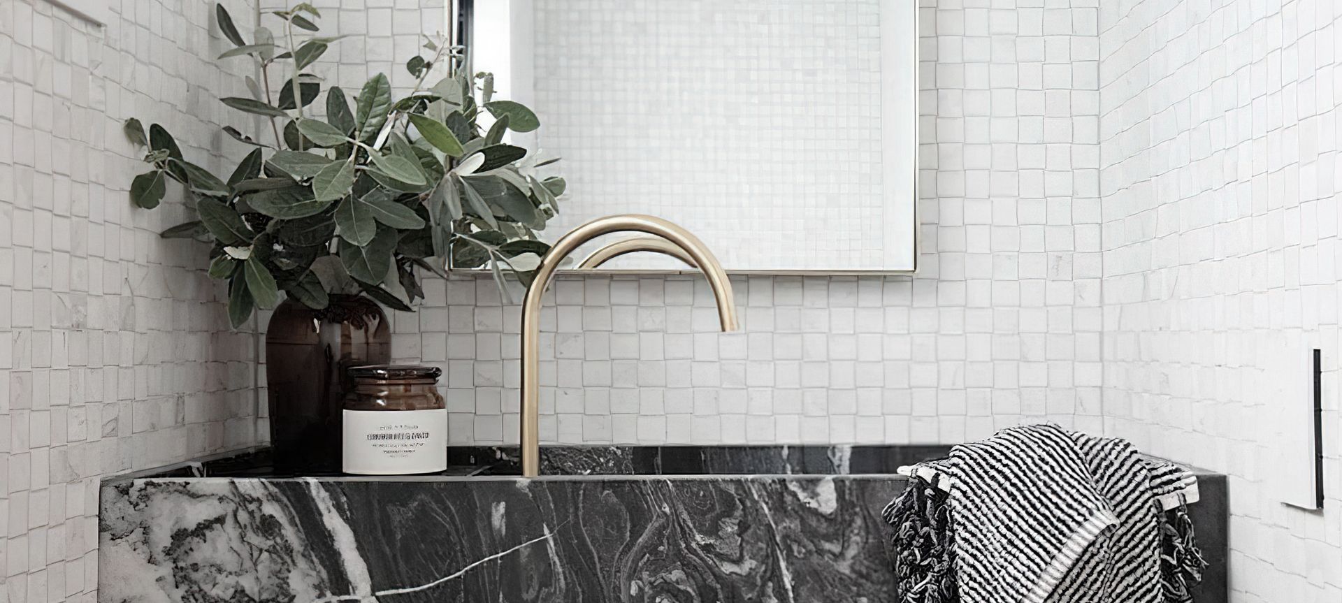 Powder Room Suede + Stone Showroom 2021 banner
