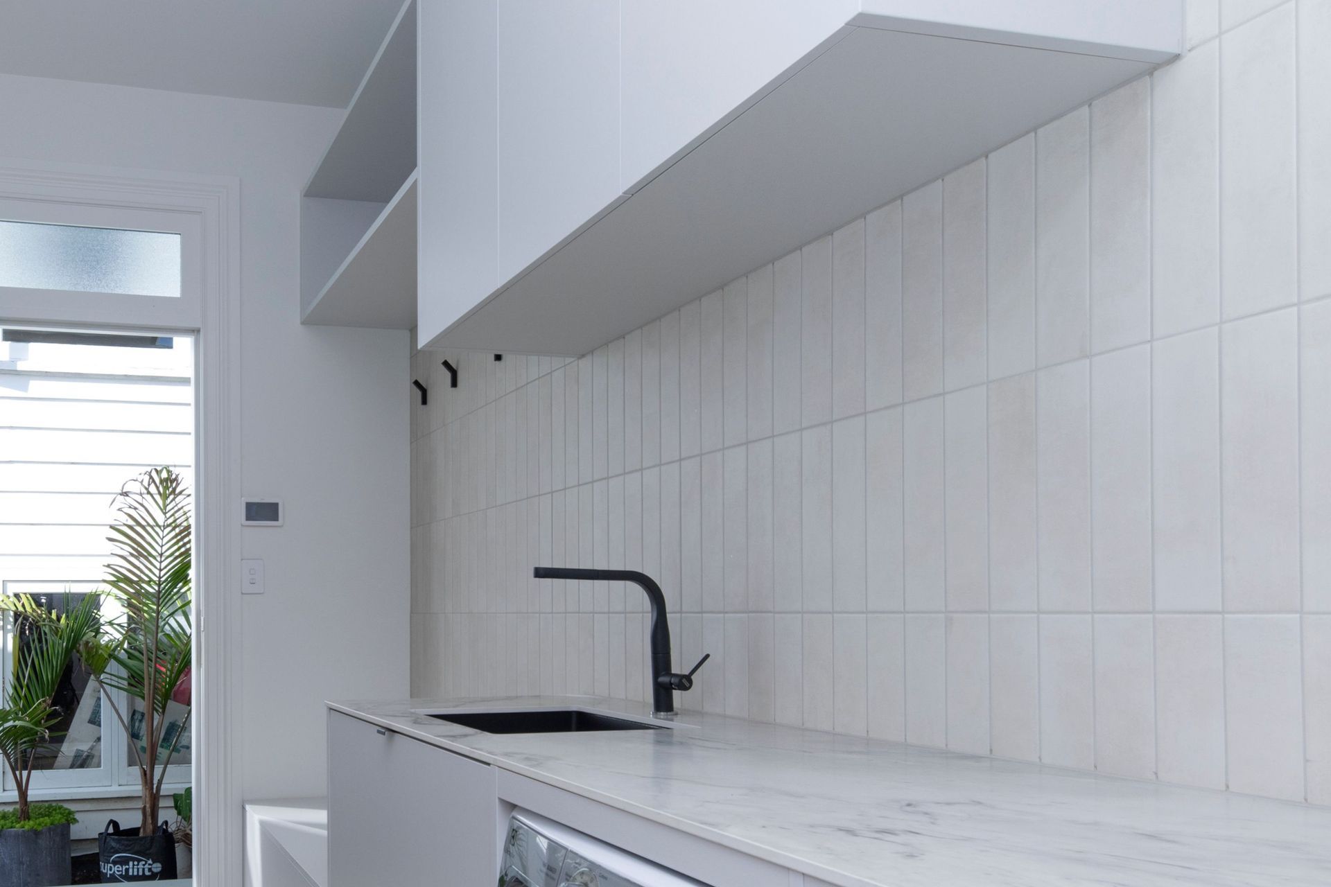 Sussex St : Sauna and Laundry