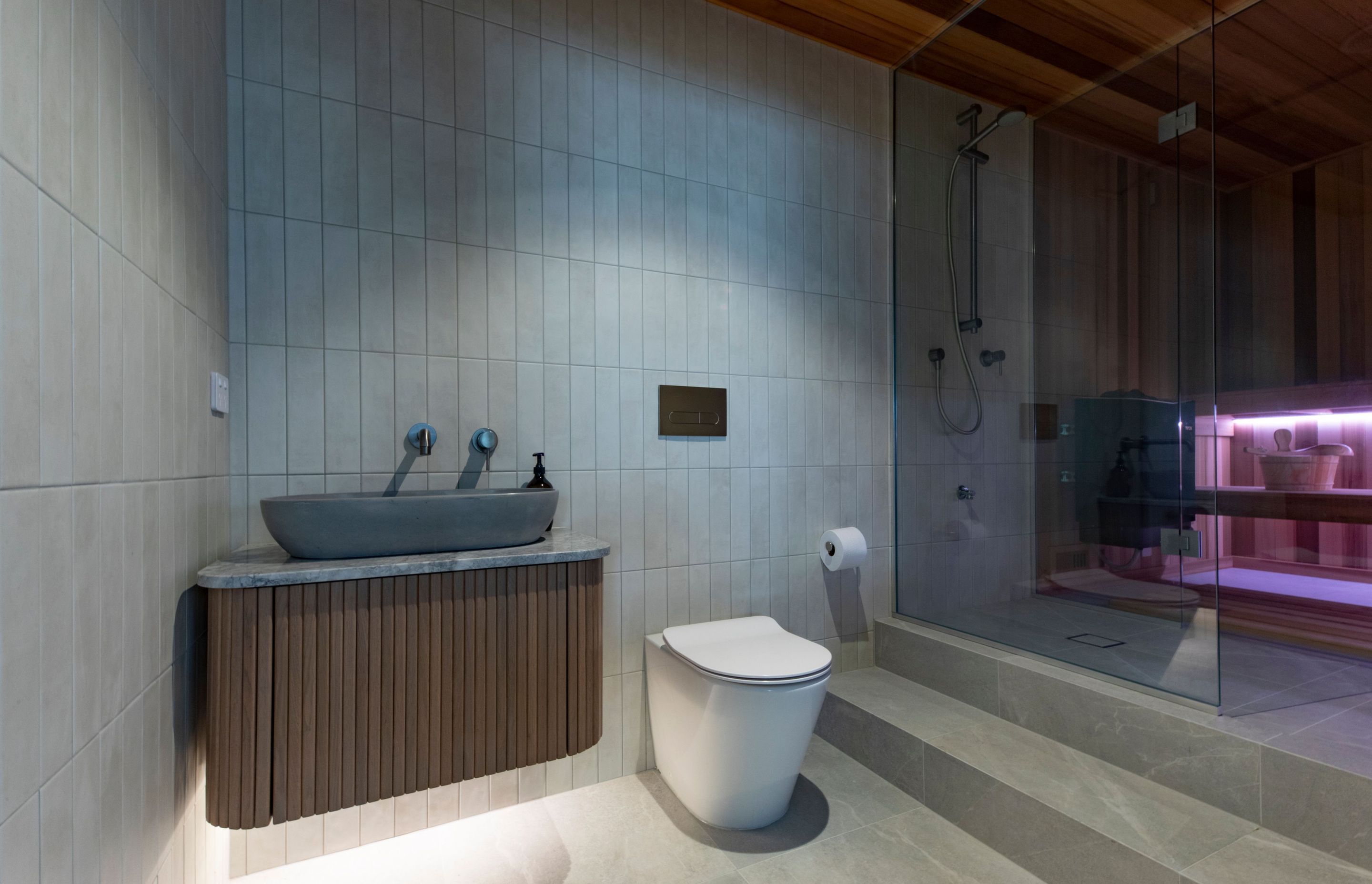 Sussex St : Sauna and Laundry