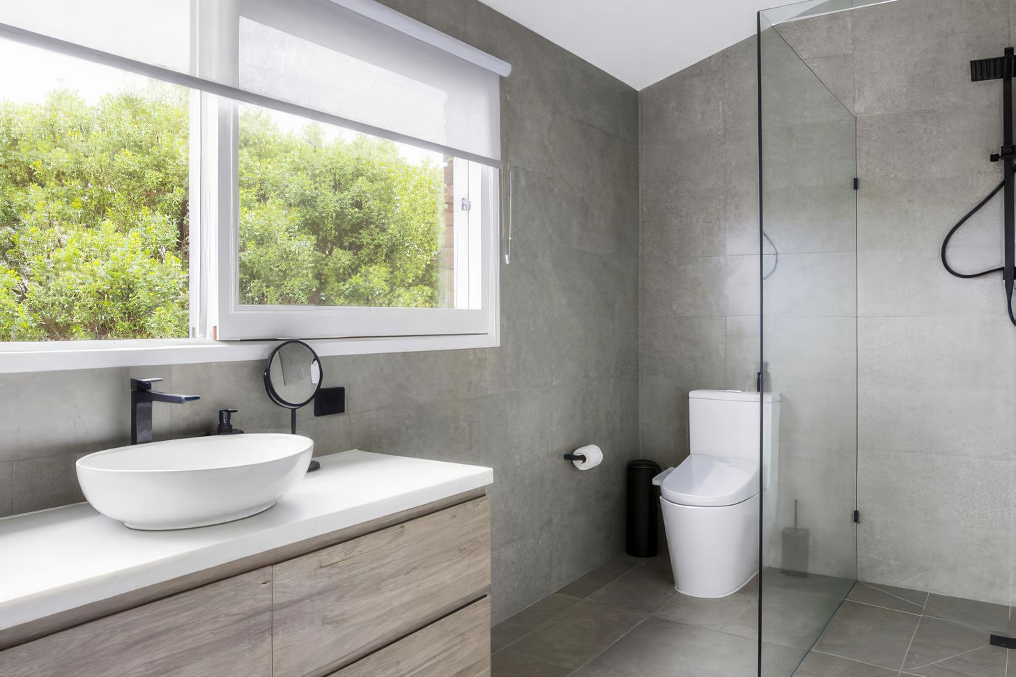 upBellbrae-bathroom-2-600x600-fix-standard-scale-400x.jpg