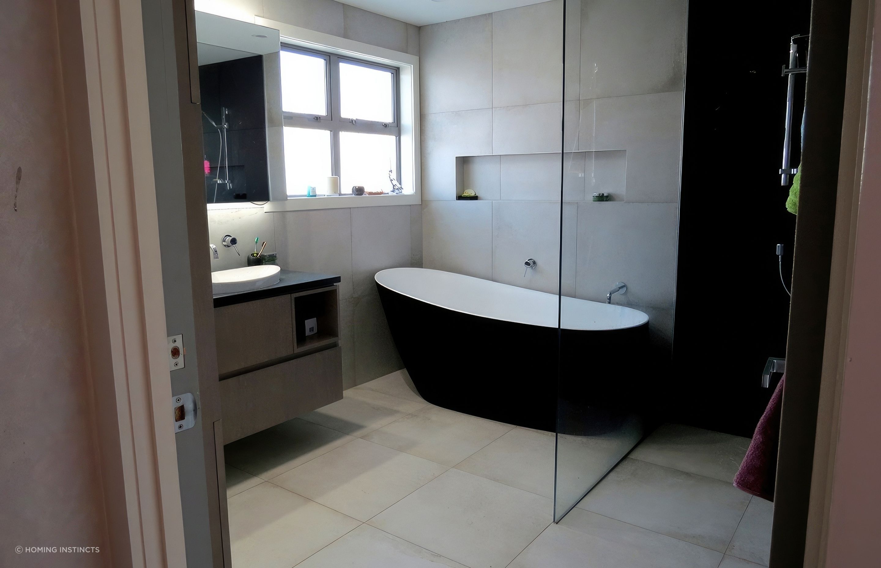 uphoming-instincts-bathroom-renovation2-1030x773-fix-standard-scale-200x.jpg