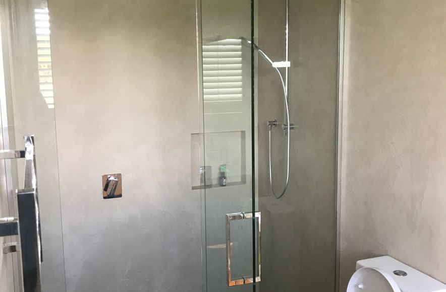 Bathroom, Polished stone - Venetian plaster