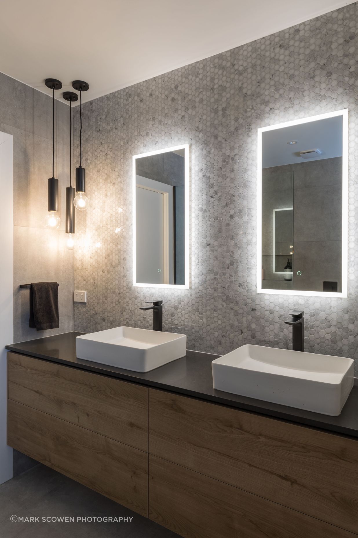 Riddell Road Renovation