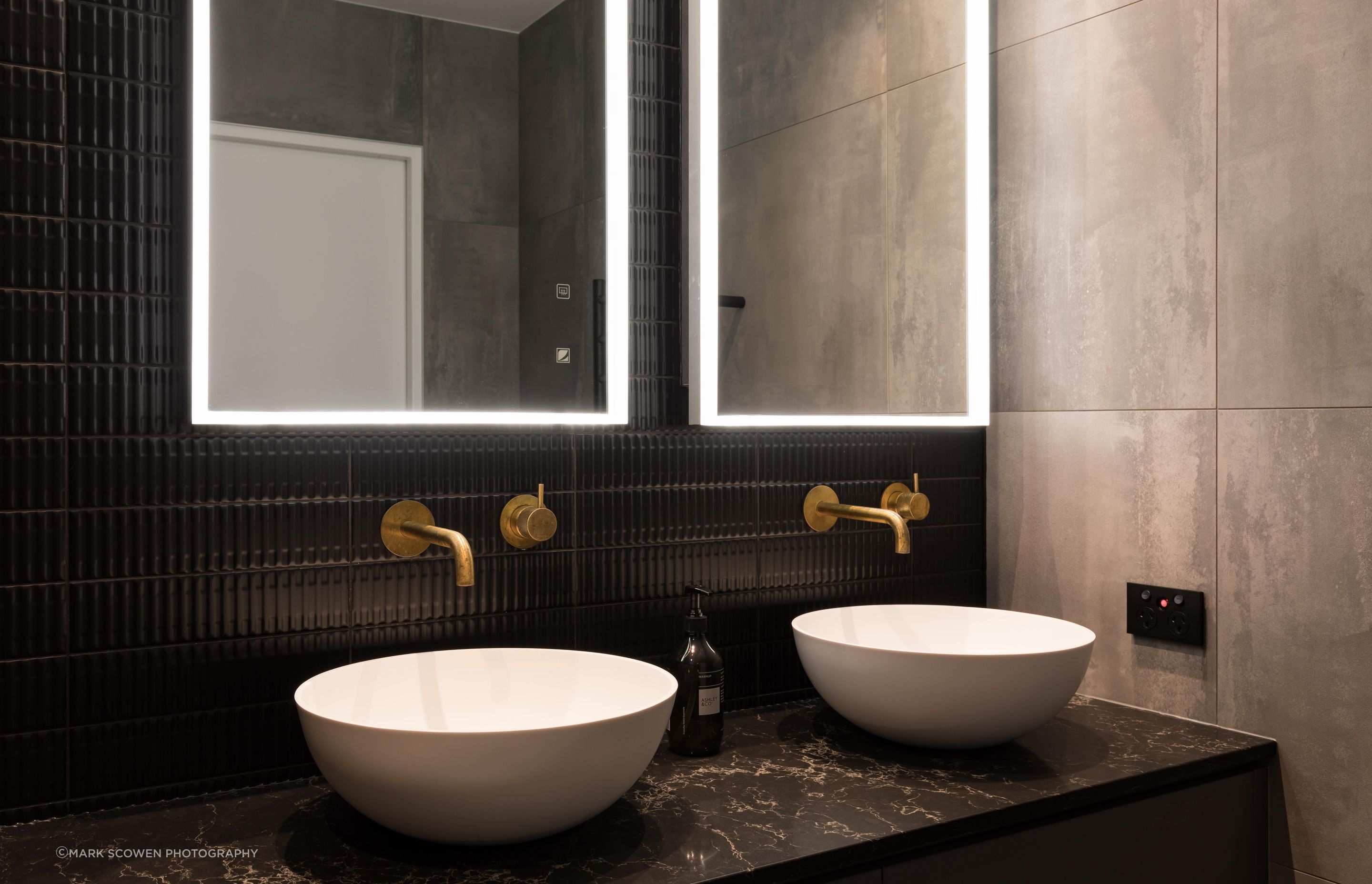 Lucia Glade Ensuite Bathroom
