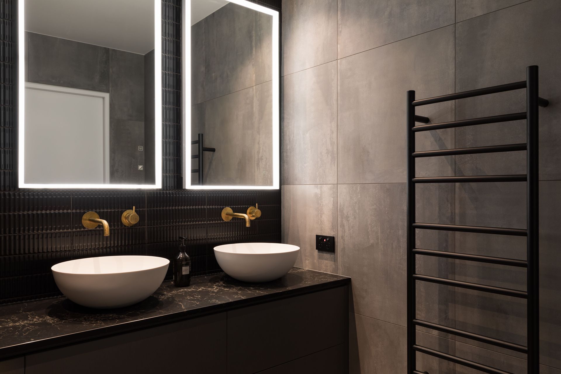 Lucia Glade Ensuite Bathroom