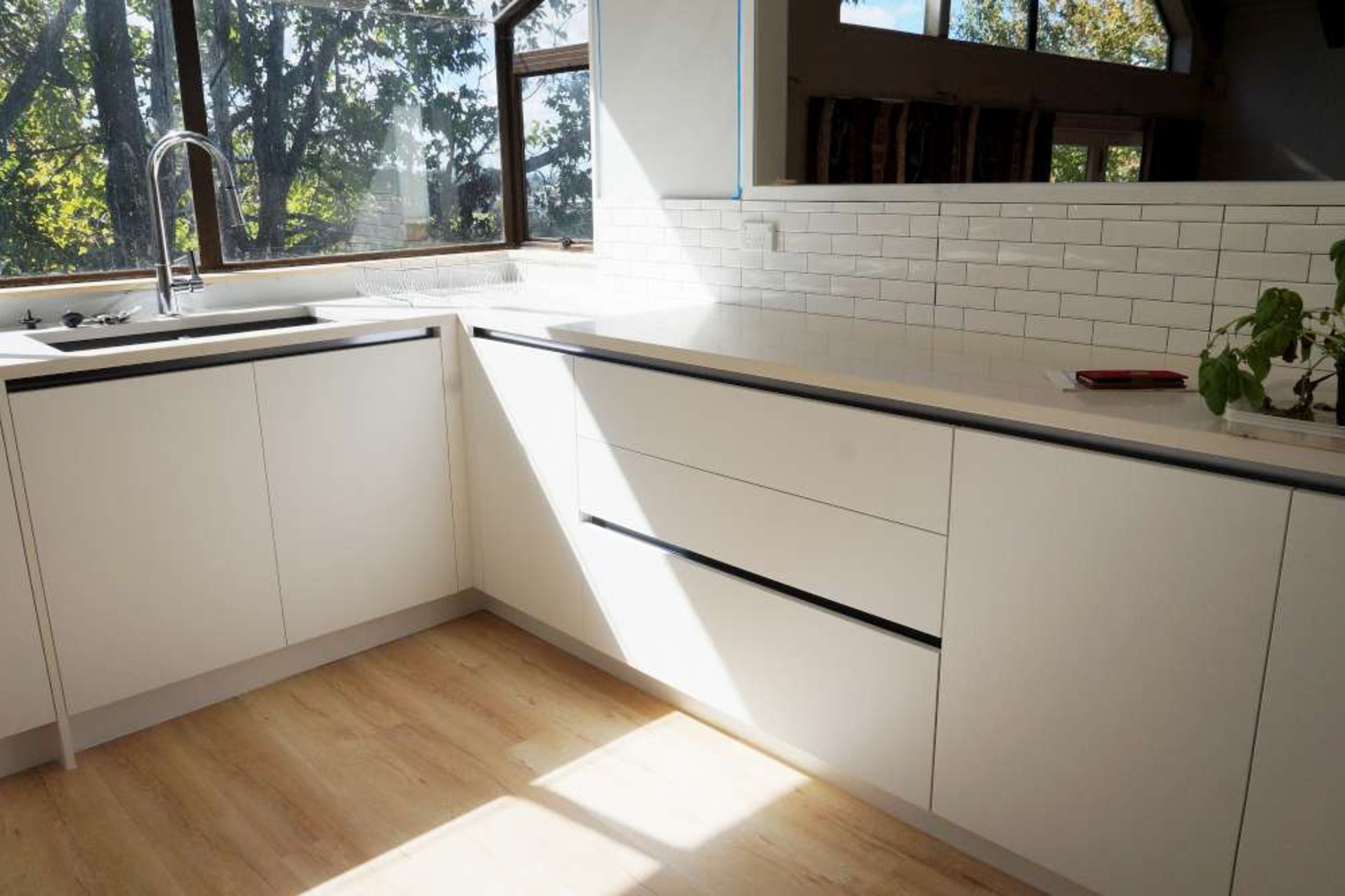 Renovate to Stay or Buy New? Hillsborough, Auckland