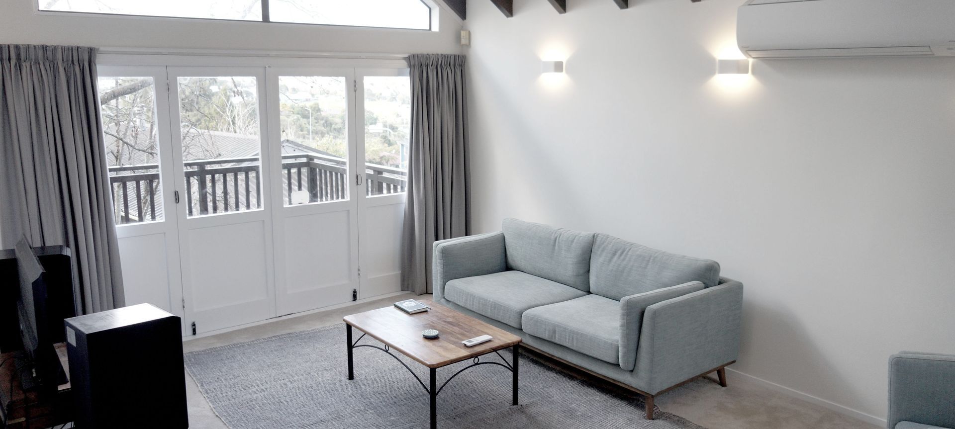 Renovate to Stay or Buy New? Hillsborough, Auckland banner