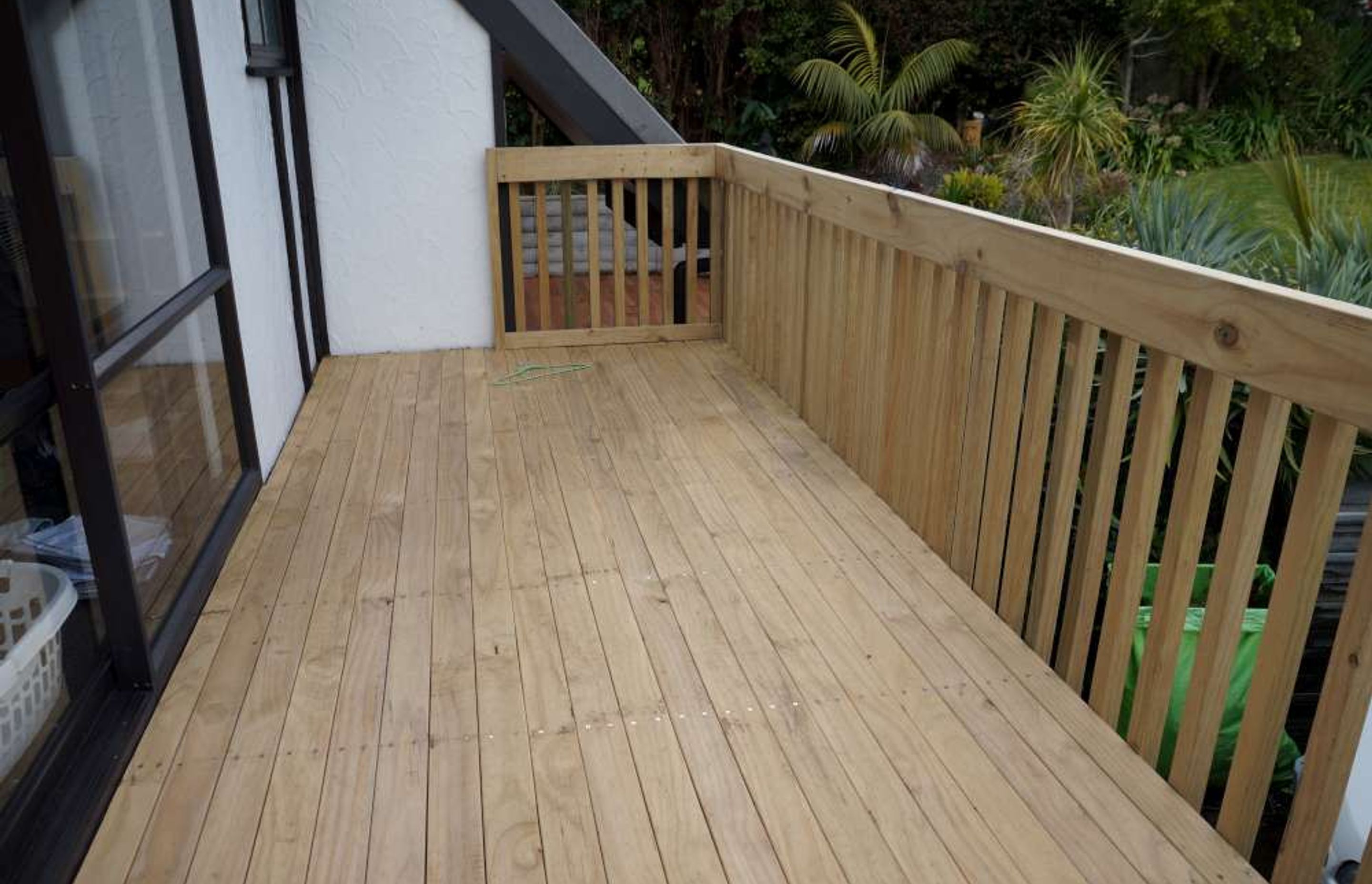 Kwila (Merbau) deck and bathroom renovation in Cockle Bay