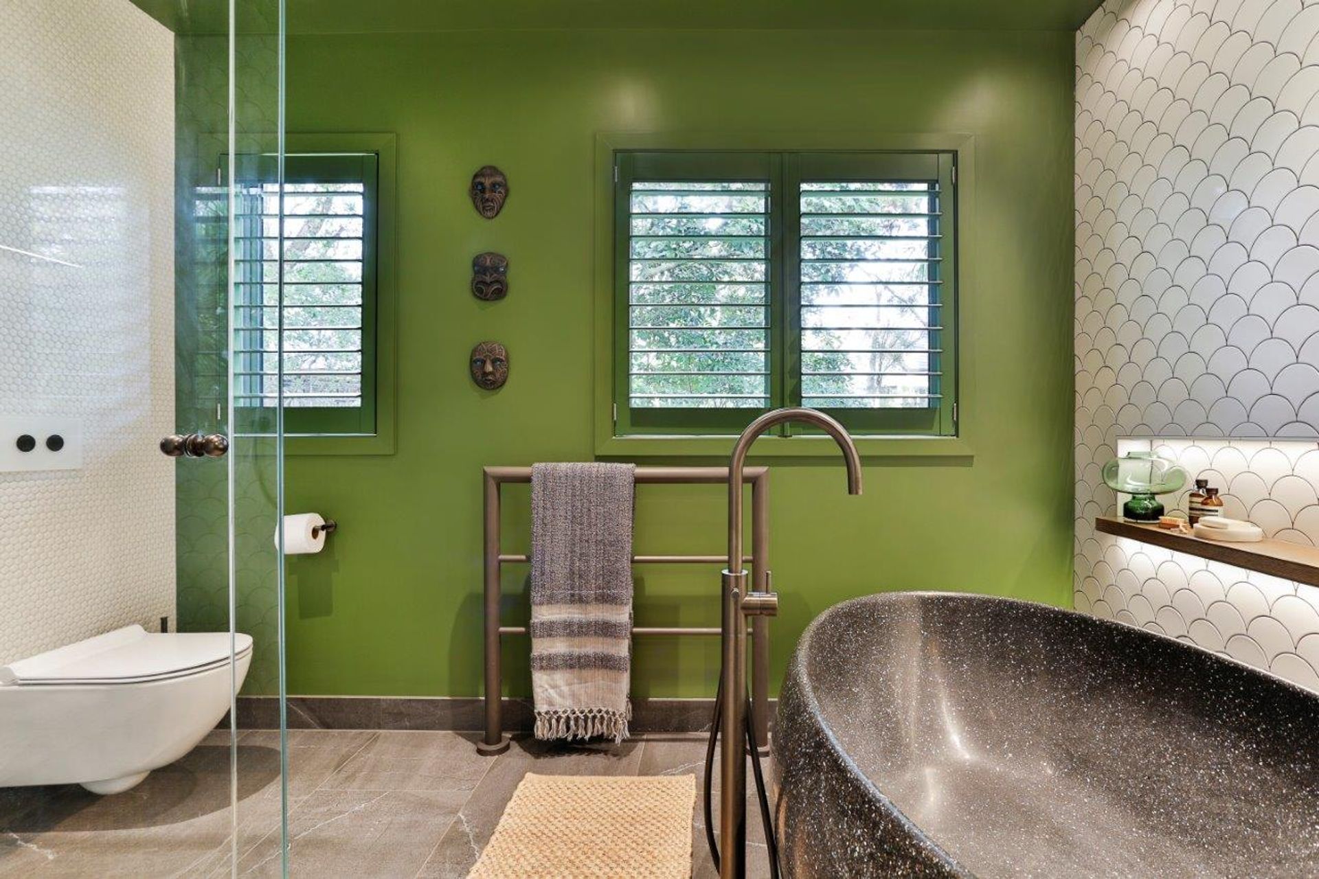 Titirangi Bathroom by Natalie Du Bois