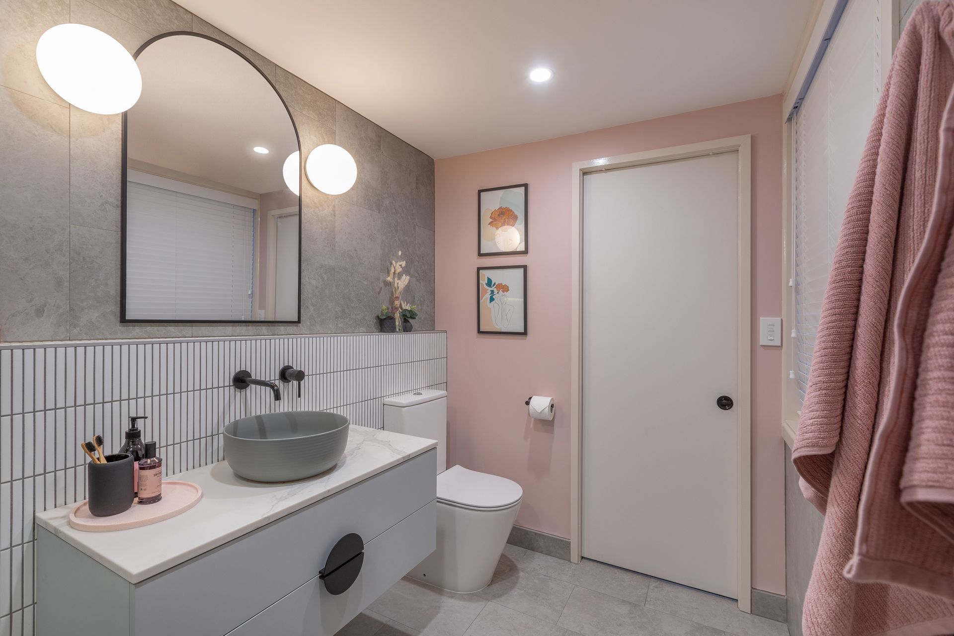 Prime Laminate Soft-Matt in Foxy, Prime Stone in Statuario Venato in a Leather finish, designed by Melanie John of Cube Dentro, NKBA awards 2020 winner of the CDS Bathroom Design Award 2020