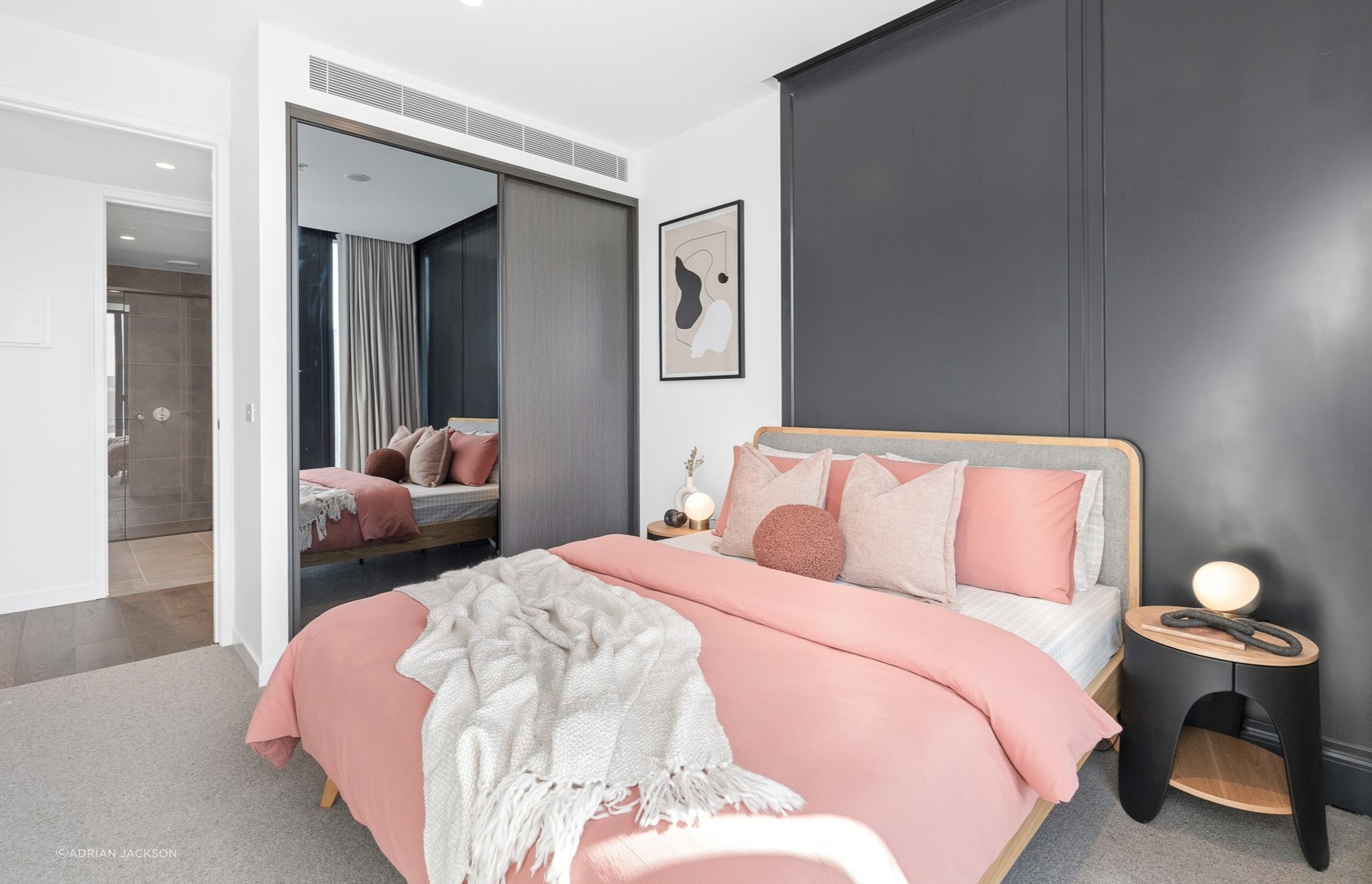 18-MORC-Interiors-HOME-Apartments-Docklands.jpg