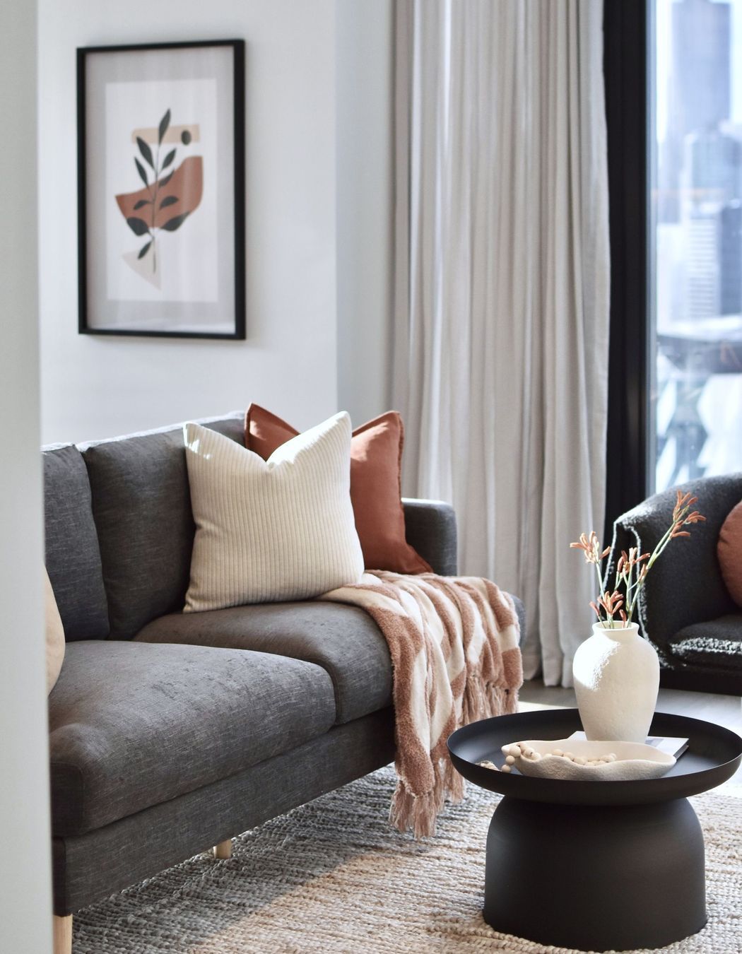 20-MORC-Interiors-HOME-Apartments-Docklands.jpg