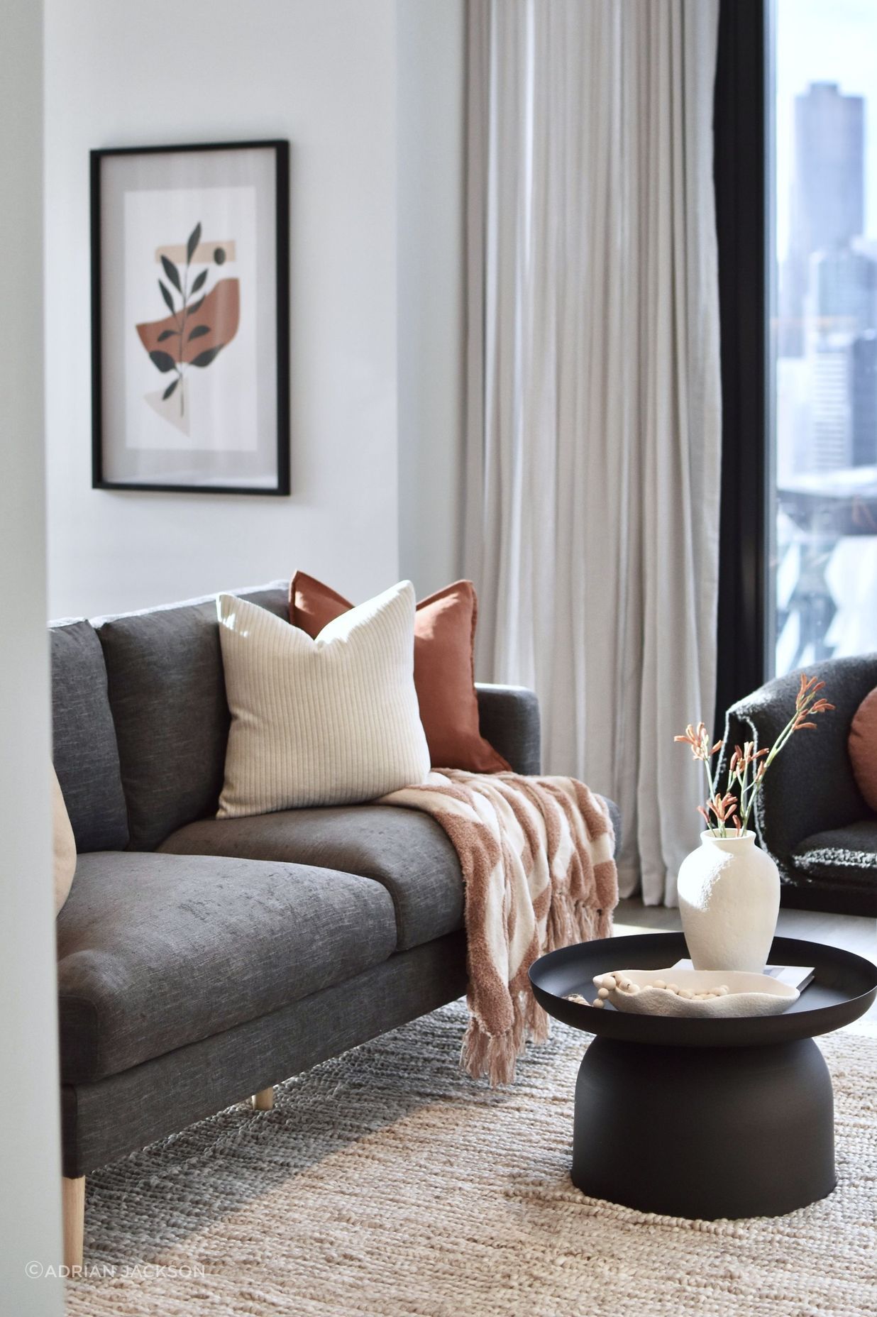 20-MORC-Interiors-HOME-Apartments-Docklands.jpg