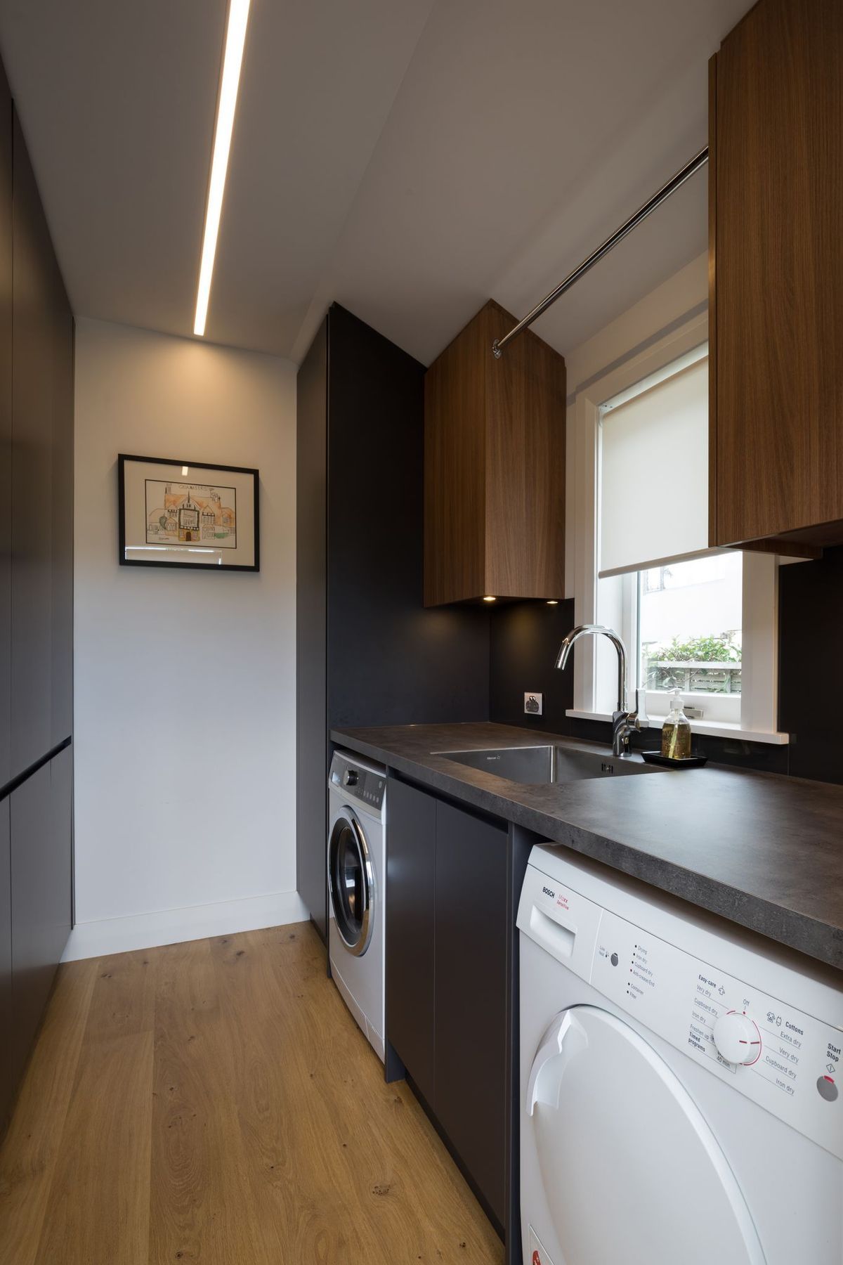 Kitchen &amp; Wardrobe