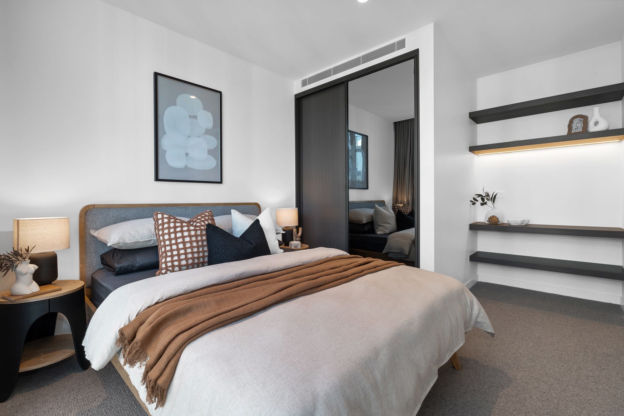 4-MORC-Interiors-HOME-Apartments-Docklands.jpg