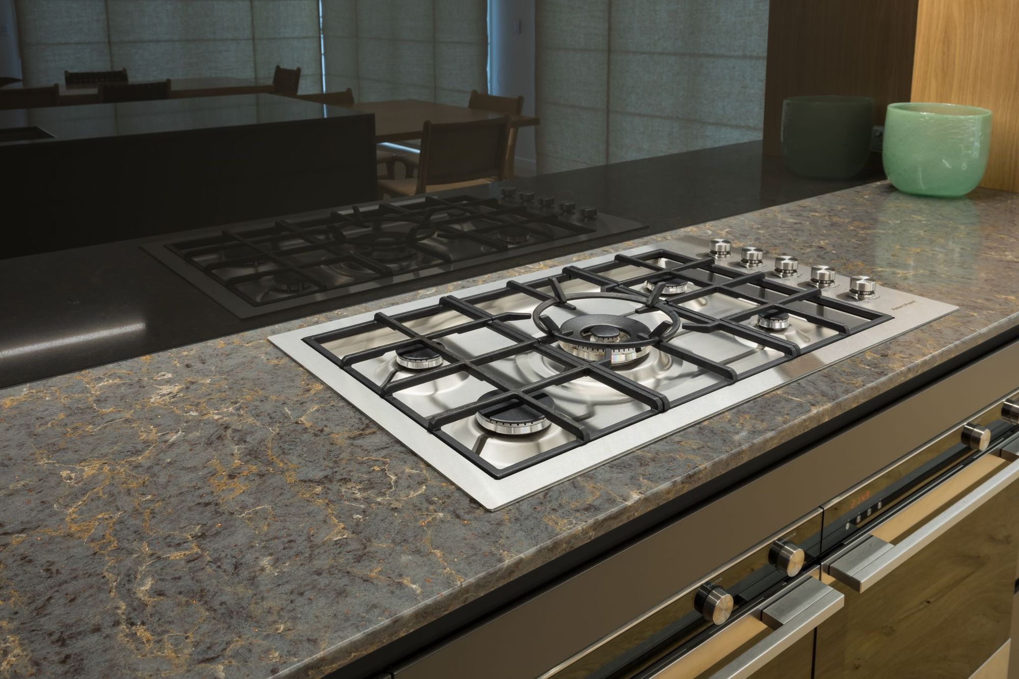 Kitchen &amp; Wardrobe
