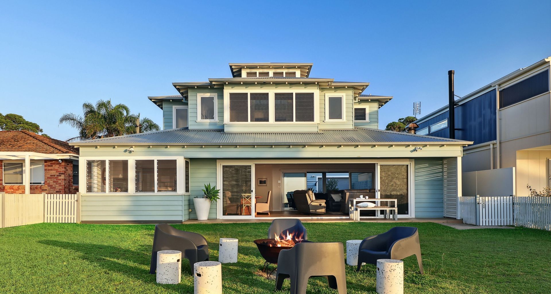Quay Residence, Callala Beach banner