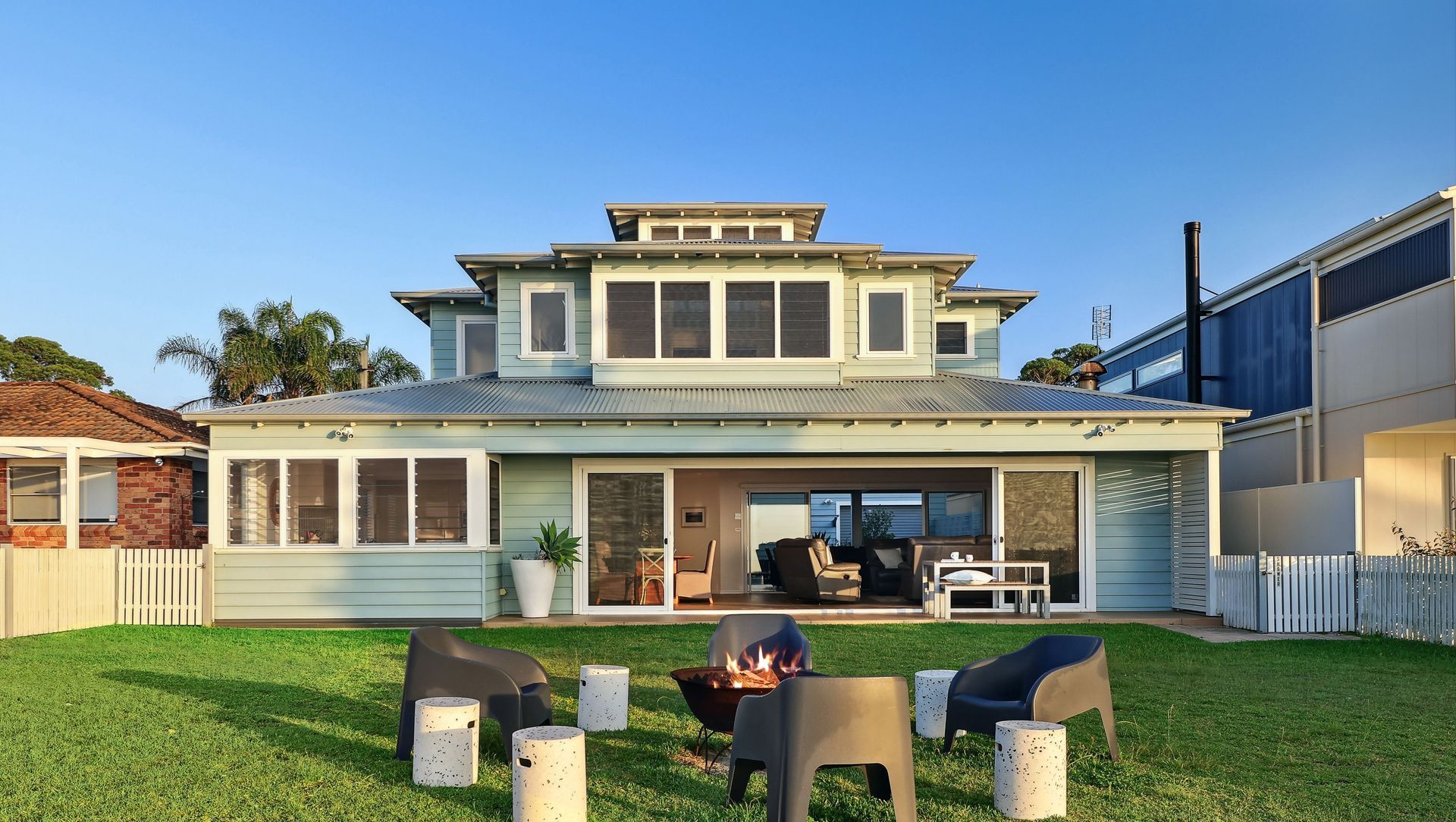 Quay Residence, Callala Beach banner
