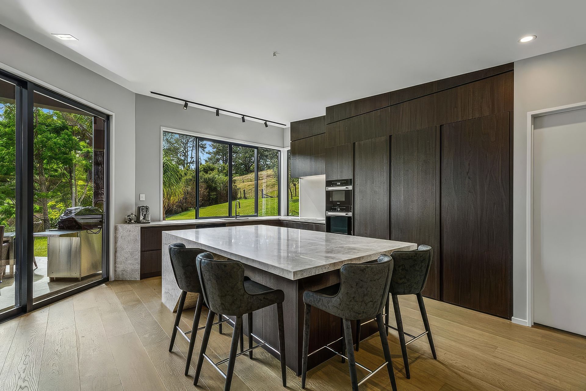 6a72c615d3fe59f5ea860093Harrison20Kitchen20-20Shinnoki20Stardust20Walnut20Timber20Veneer2013-upscaled-by-Replicate.jpg
