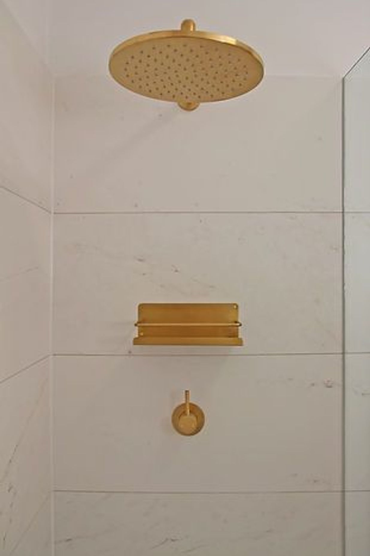 Clovelly Art Deco apartment