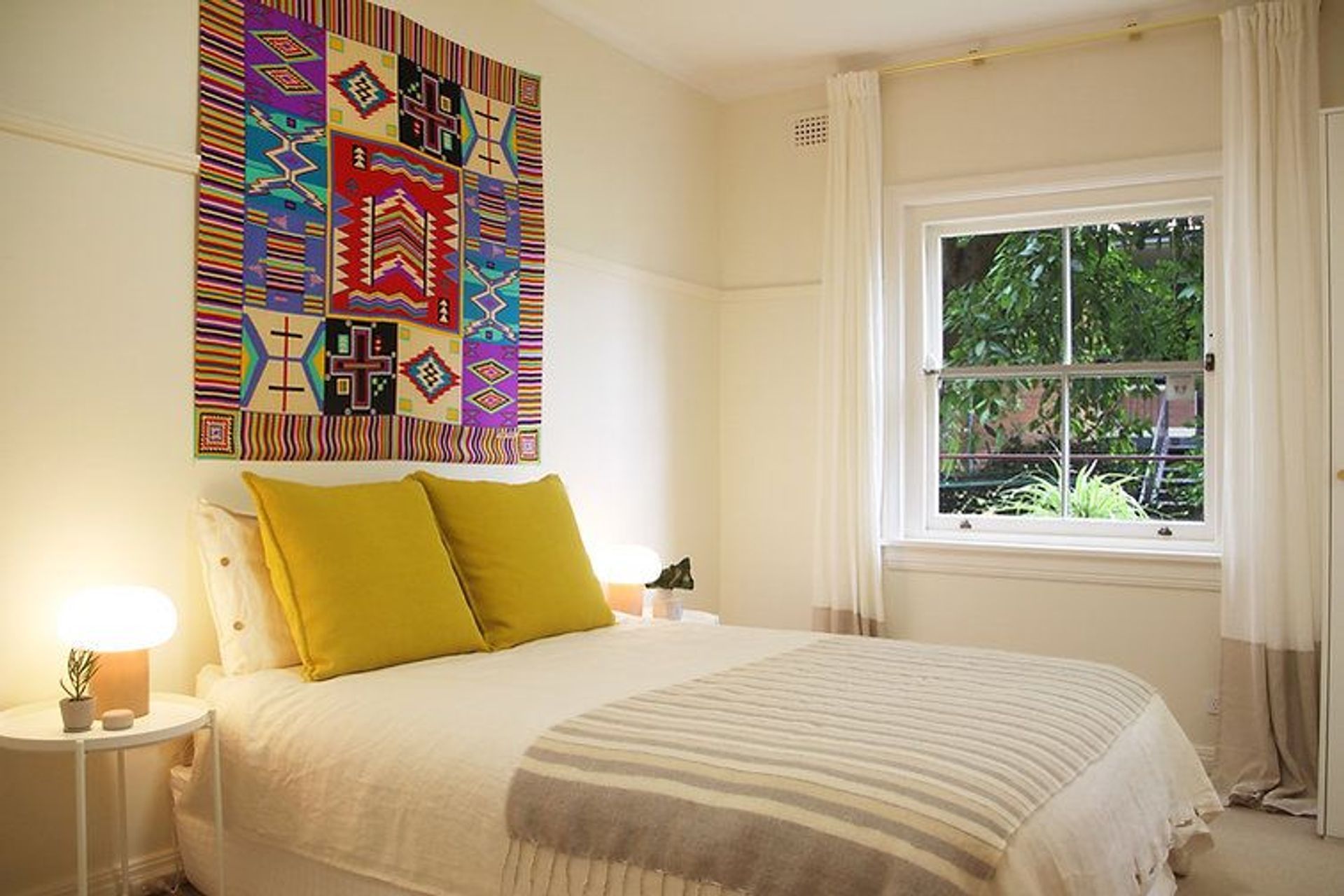 Clovelly Art Deco apartment