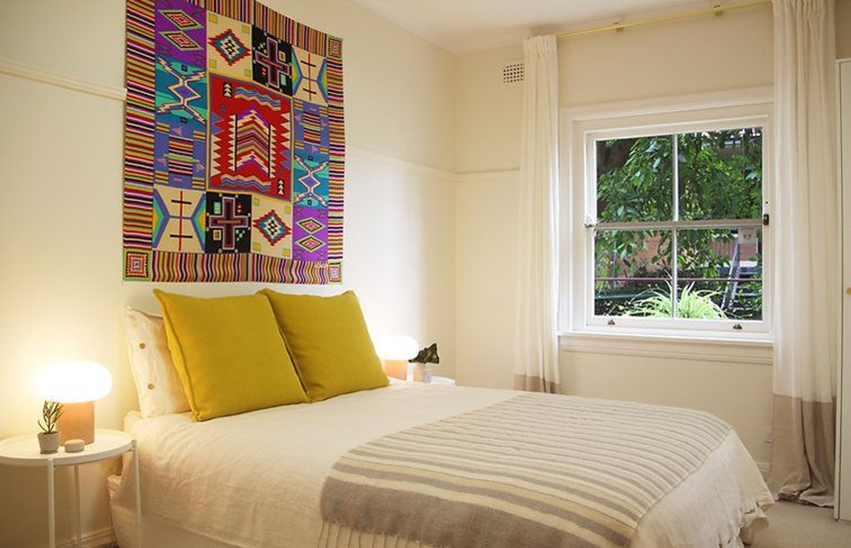 Clovelly Art Deco apartment