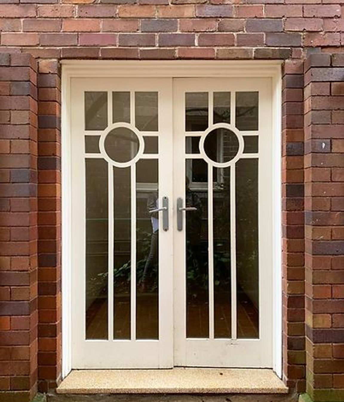 Clovelly Art Deco apartment