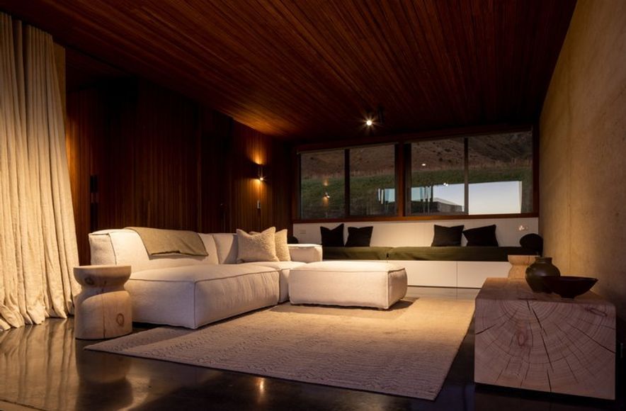 Crown Range Retreat