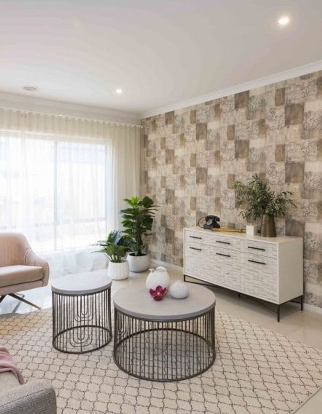 CONTEMPORARY CALM