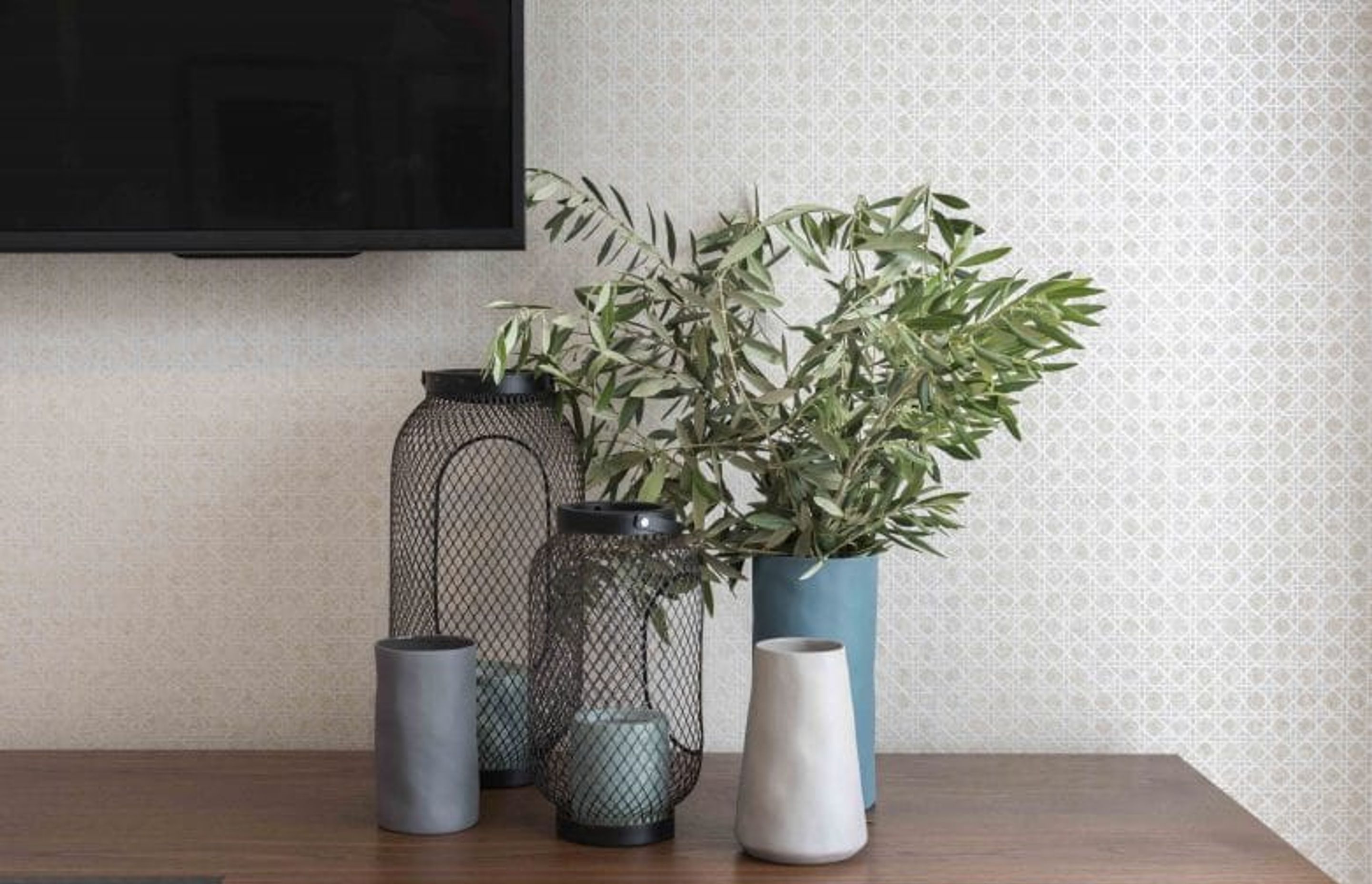 CONTEMPORARY CALM