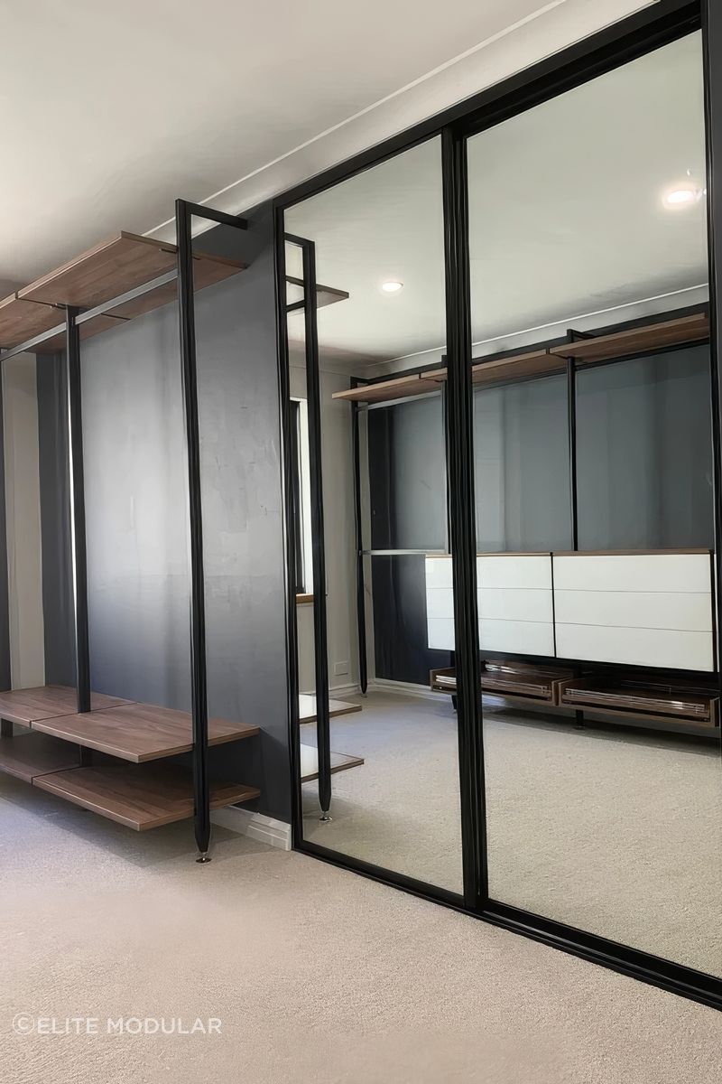 Elite-Wardrobe-with-Two-Full-Hang-Bays-01M-standard-v2-35x.png