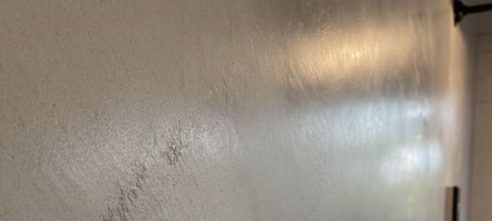 Feature Wall, Pietra Levigata banner