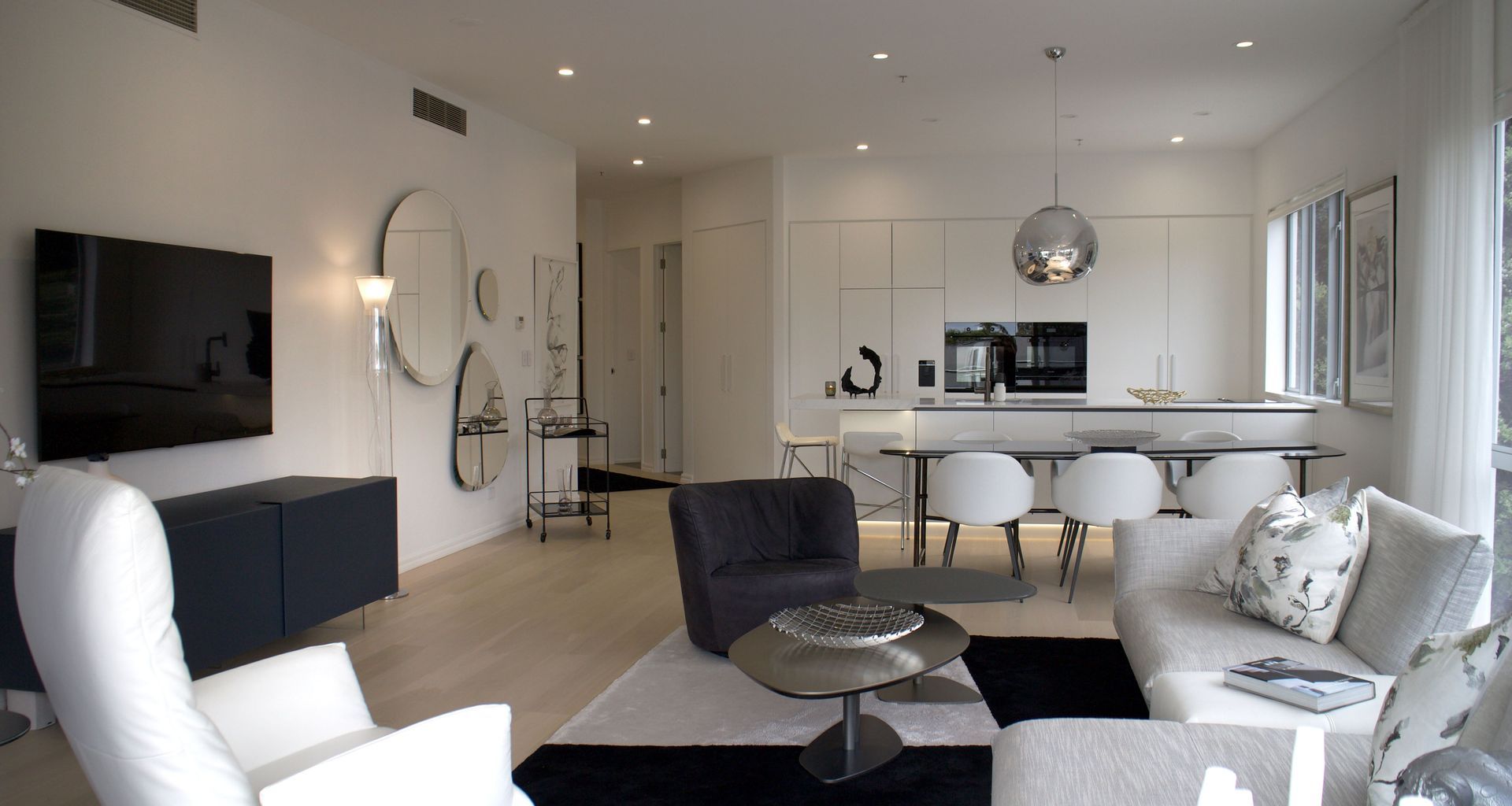 Takapuna's Luxury Apartment banner
