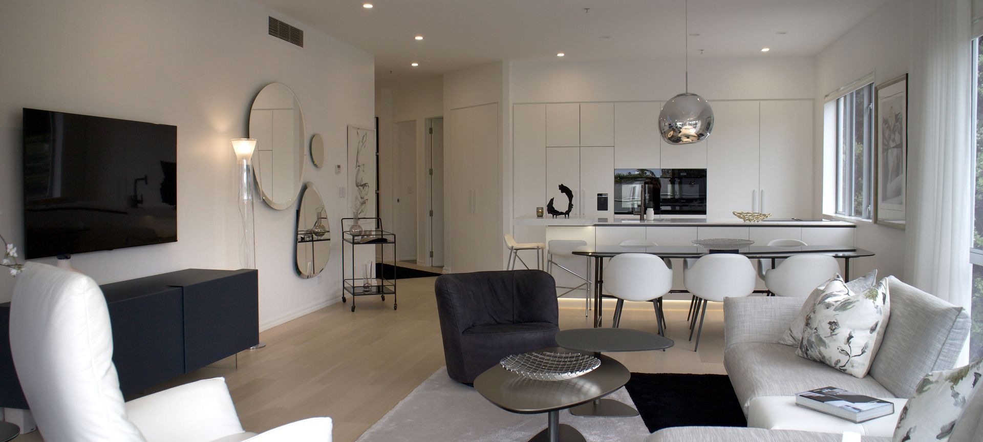 Takapuna's Luxury Apartment banner