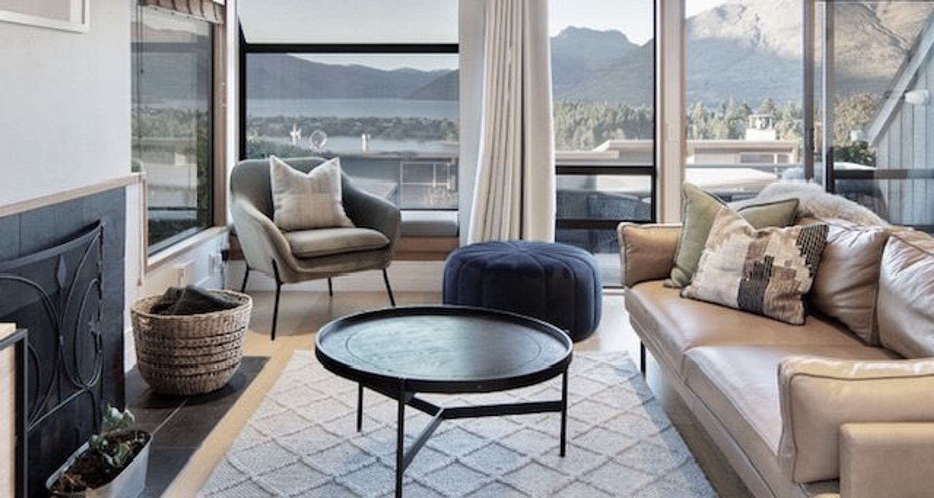 Holiday home in Queenstown banner
