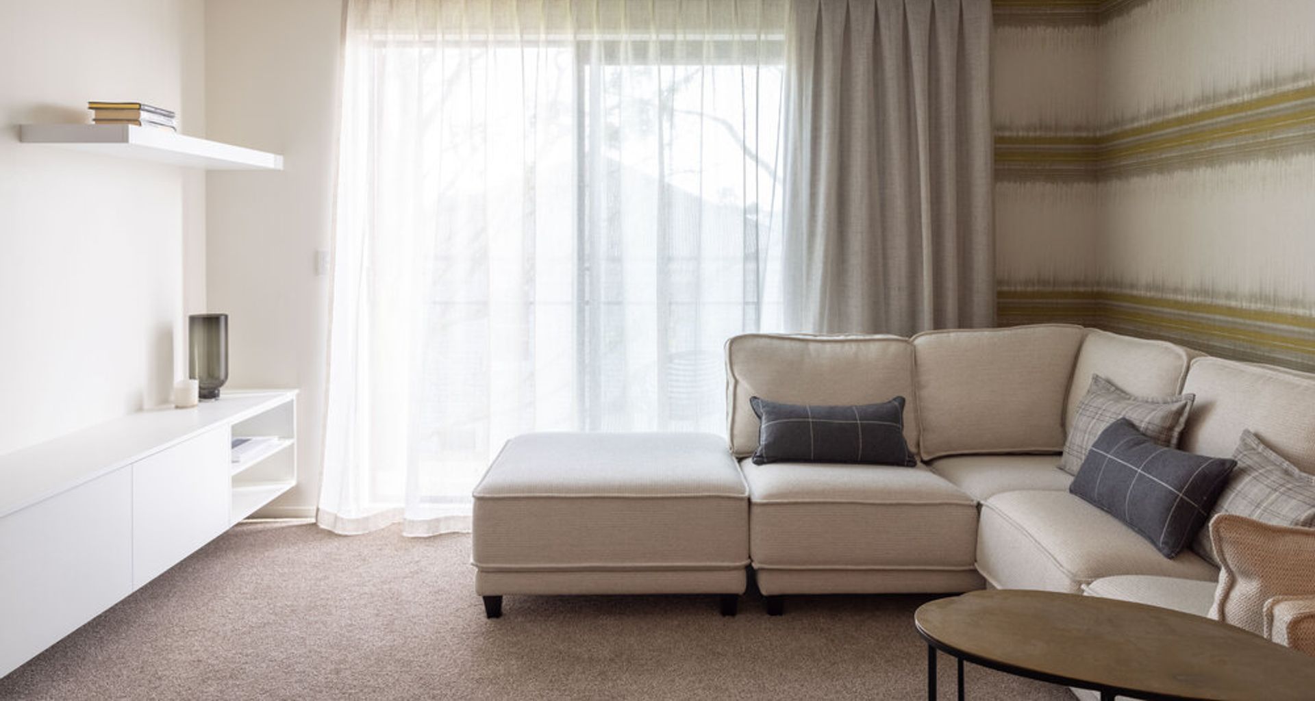 Inner City Apartment banner