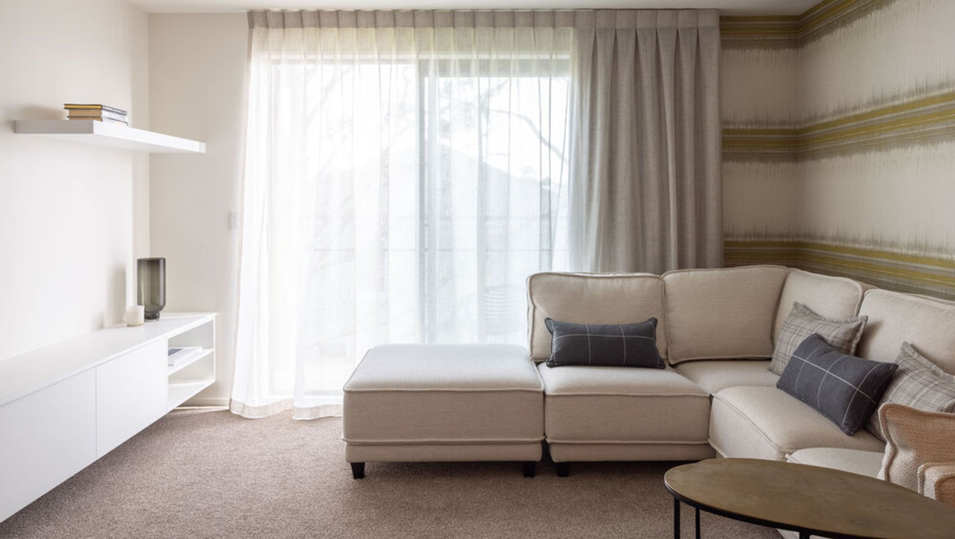 Inner City Apartment banner