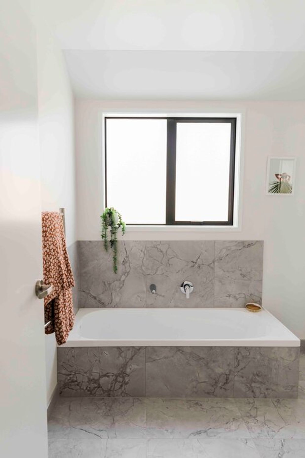 Neutral + Earthy