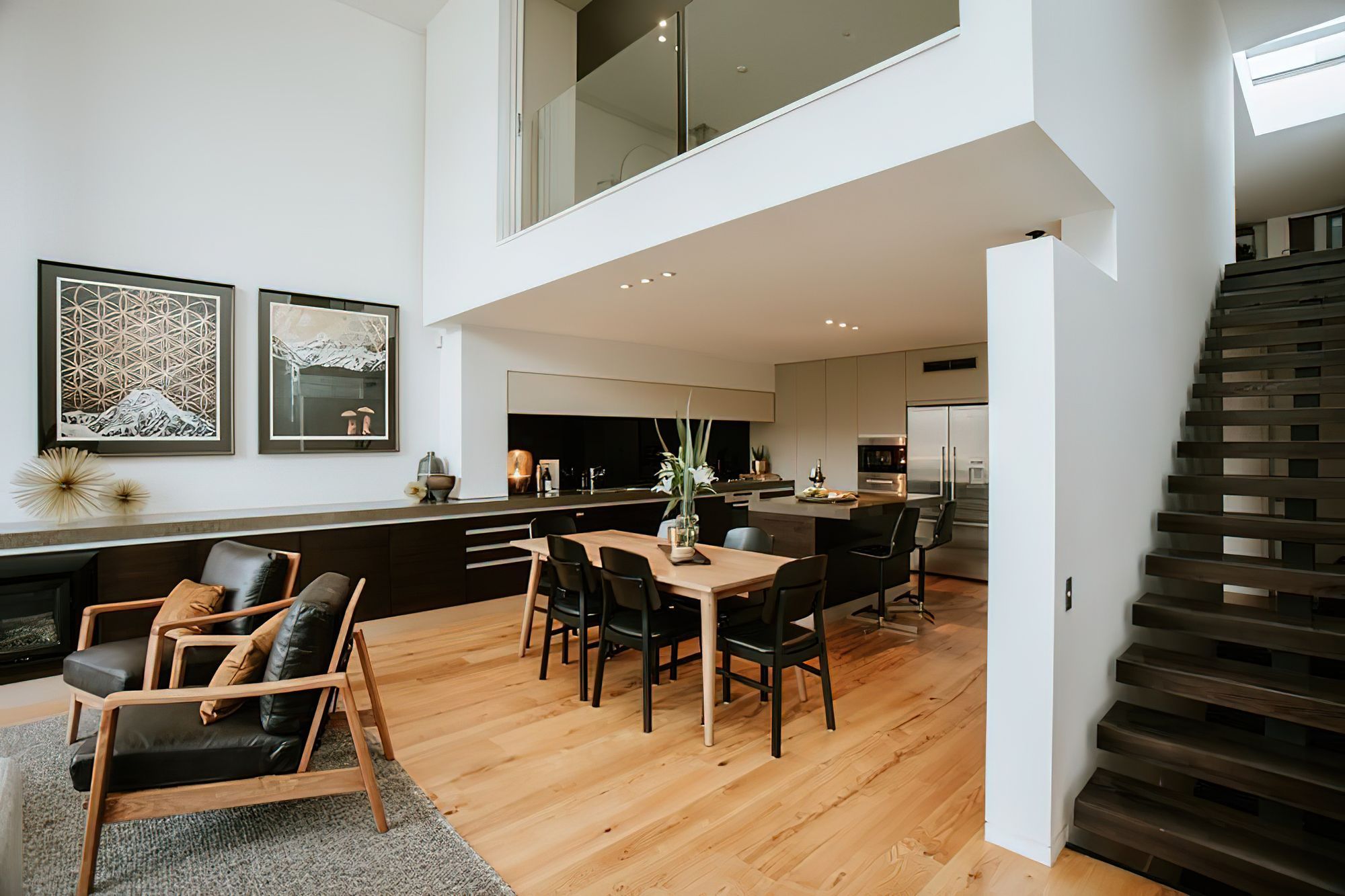 LAKESIDE-APARTMENT5-gigapixel-standard-scale-400x.jpg