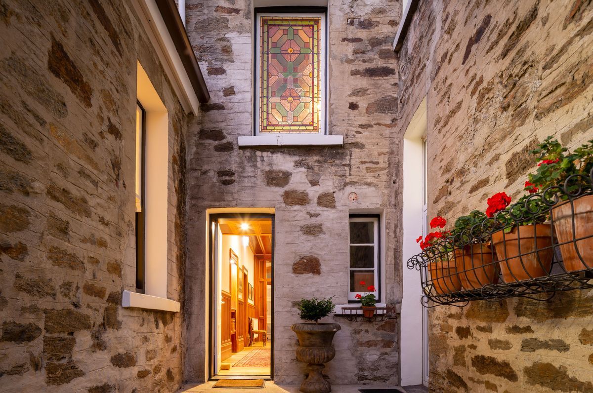 The Lord Clyde | Accommodation