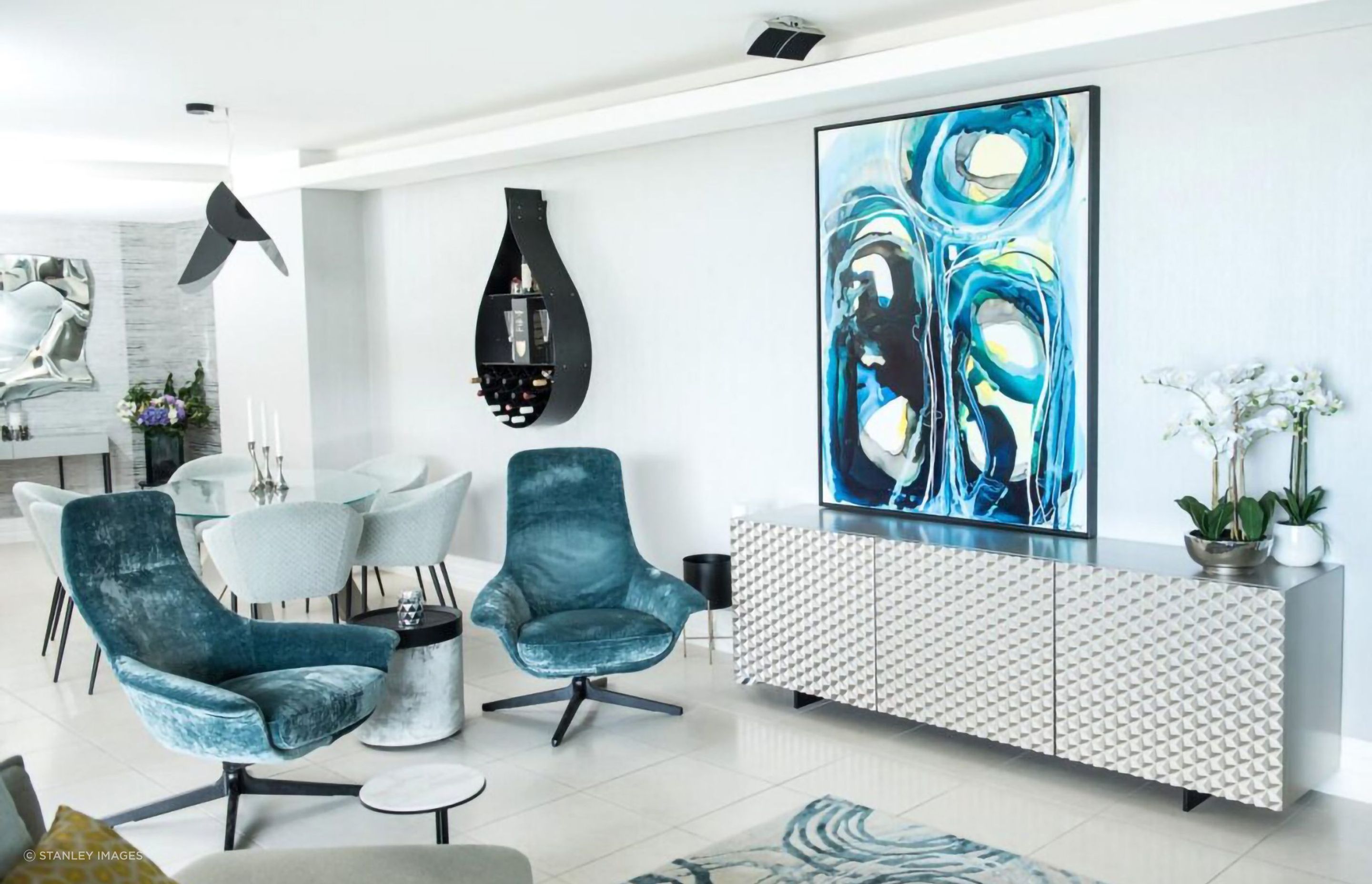 Manly-Beachside-Apartment07-v3.jpg