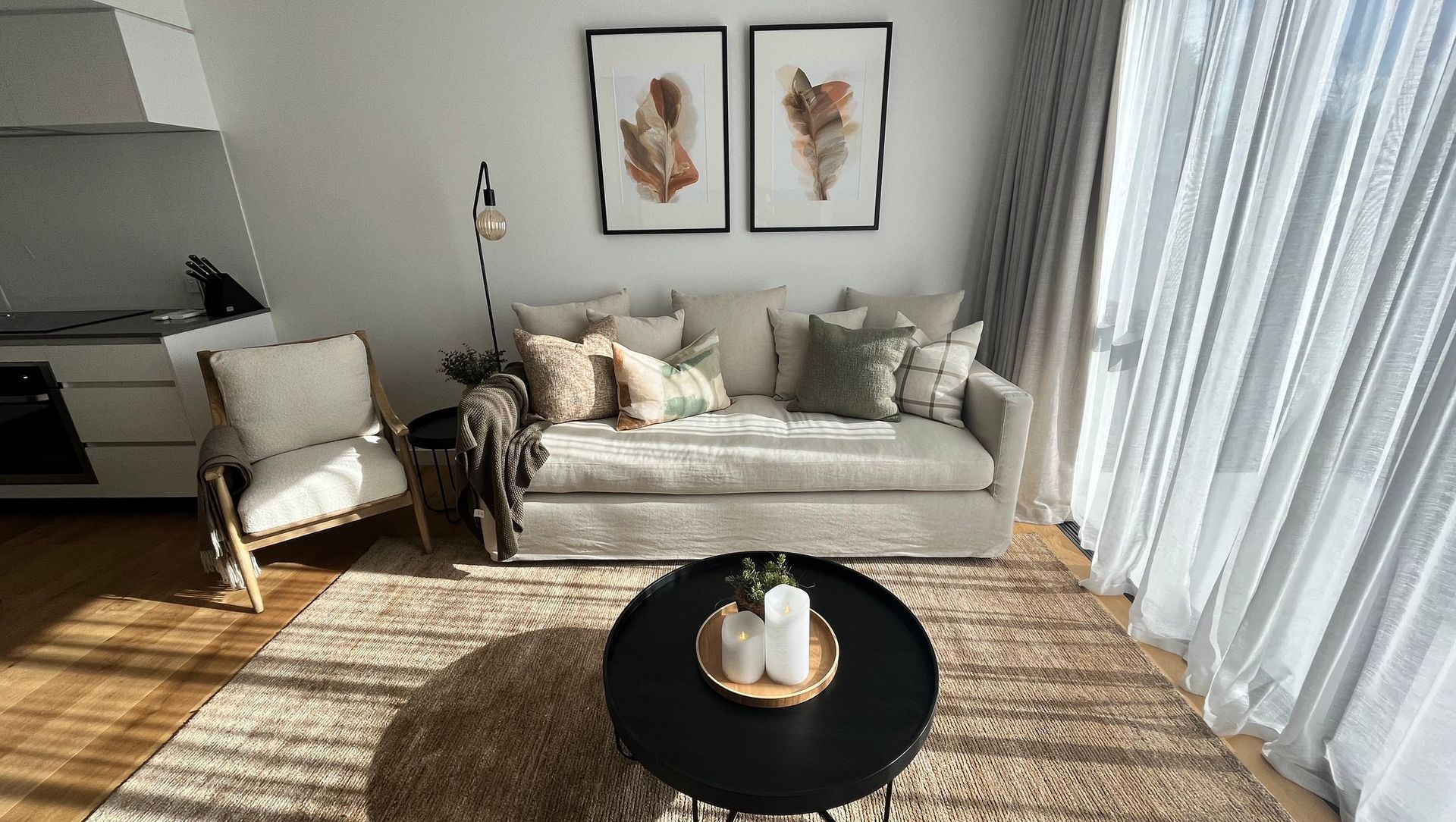 Riverside Apartment banner