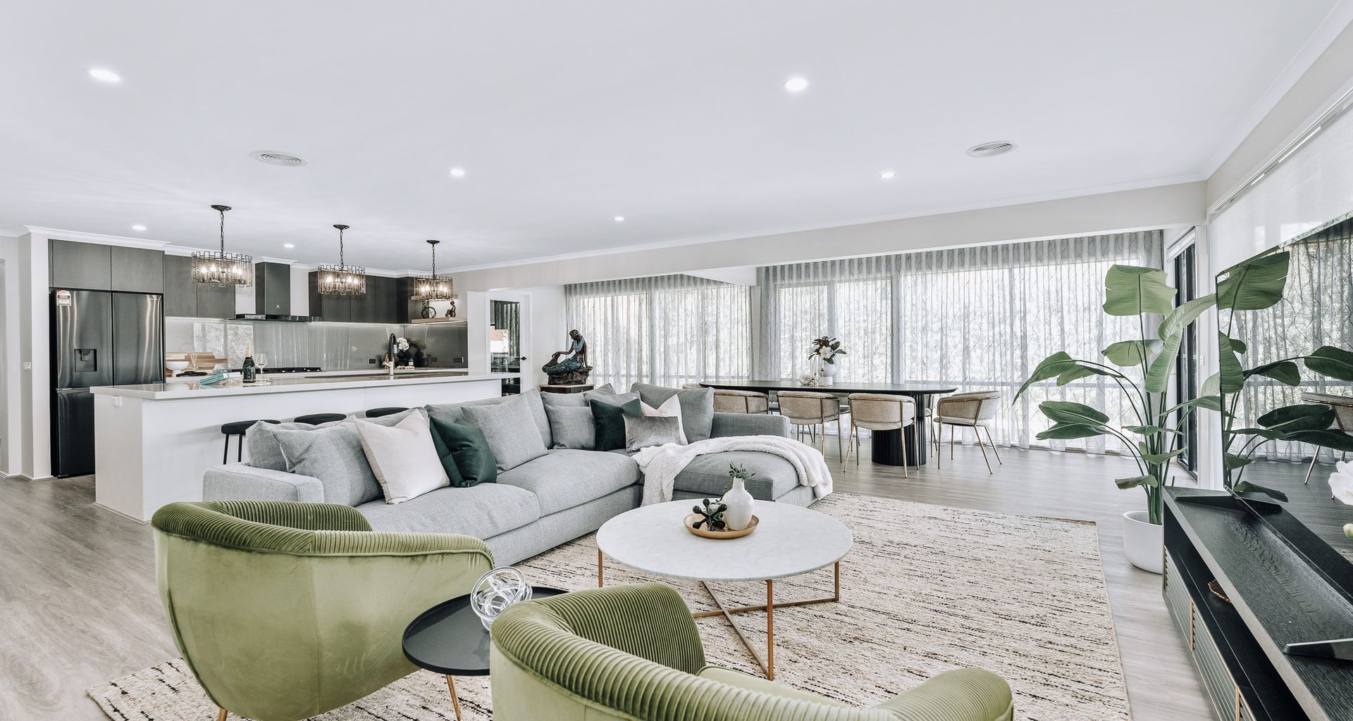 Hollywood Glam Home Transformation banner