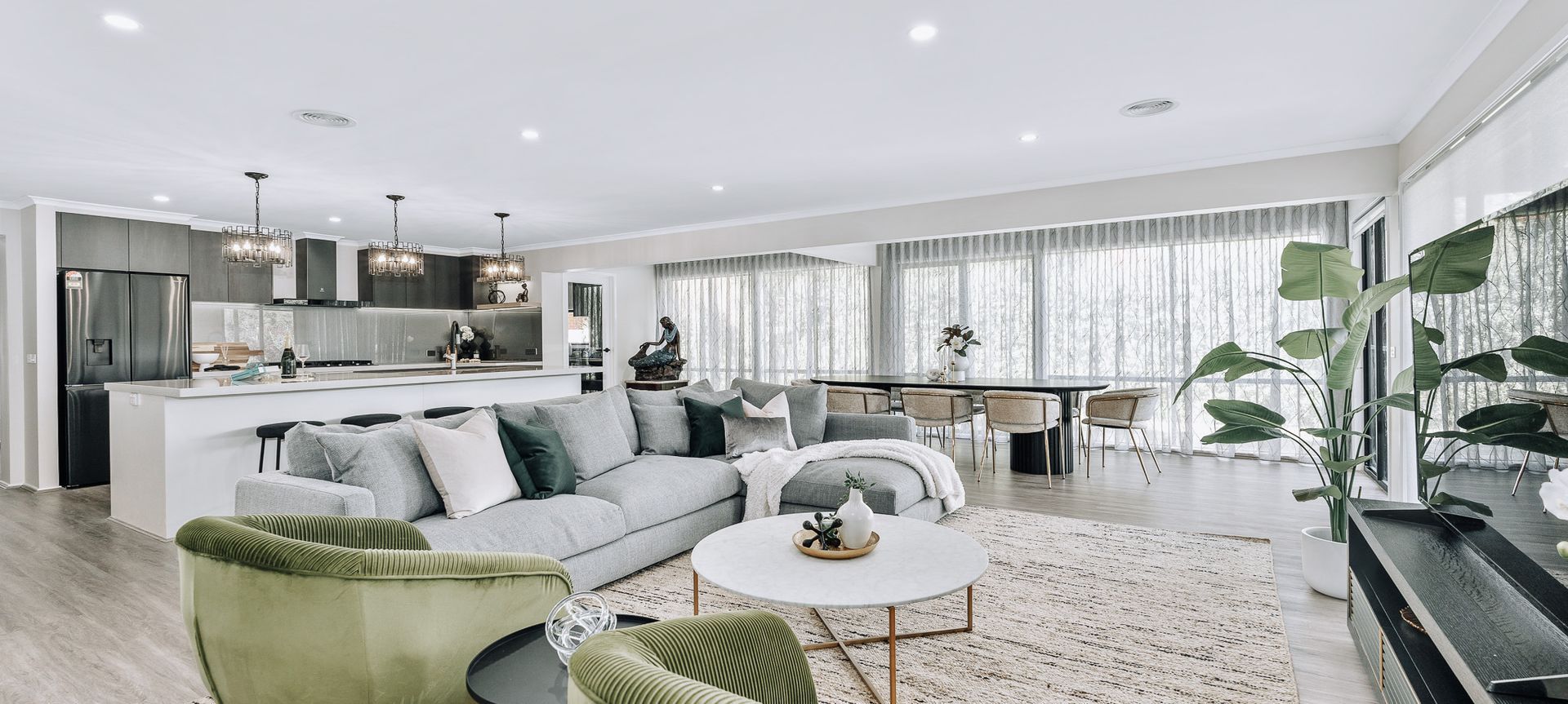 Hollywood Glam Home Transformation banner
