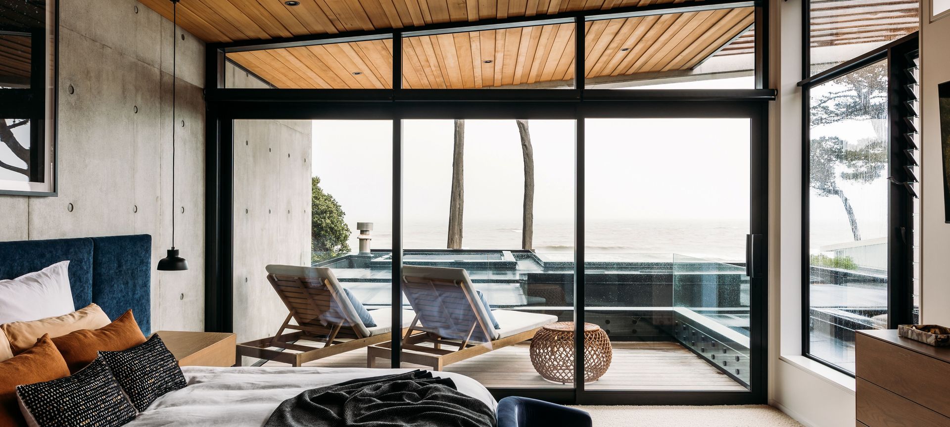 Raumati Beach Home banner