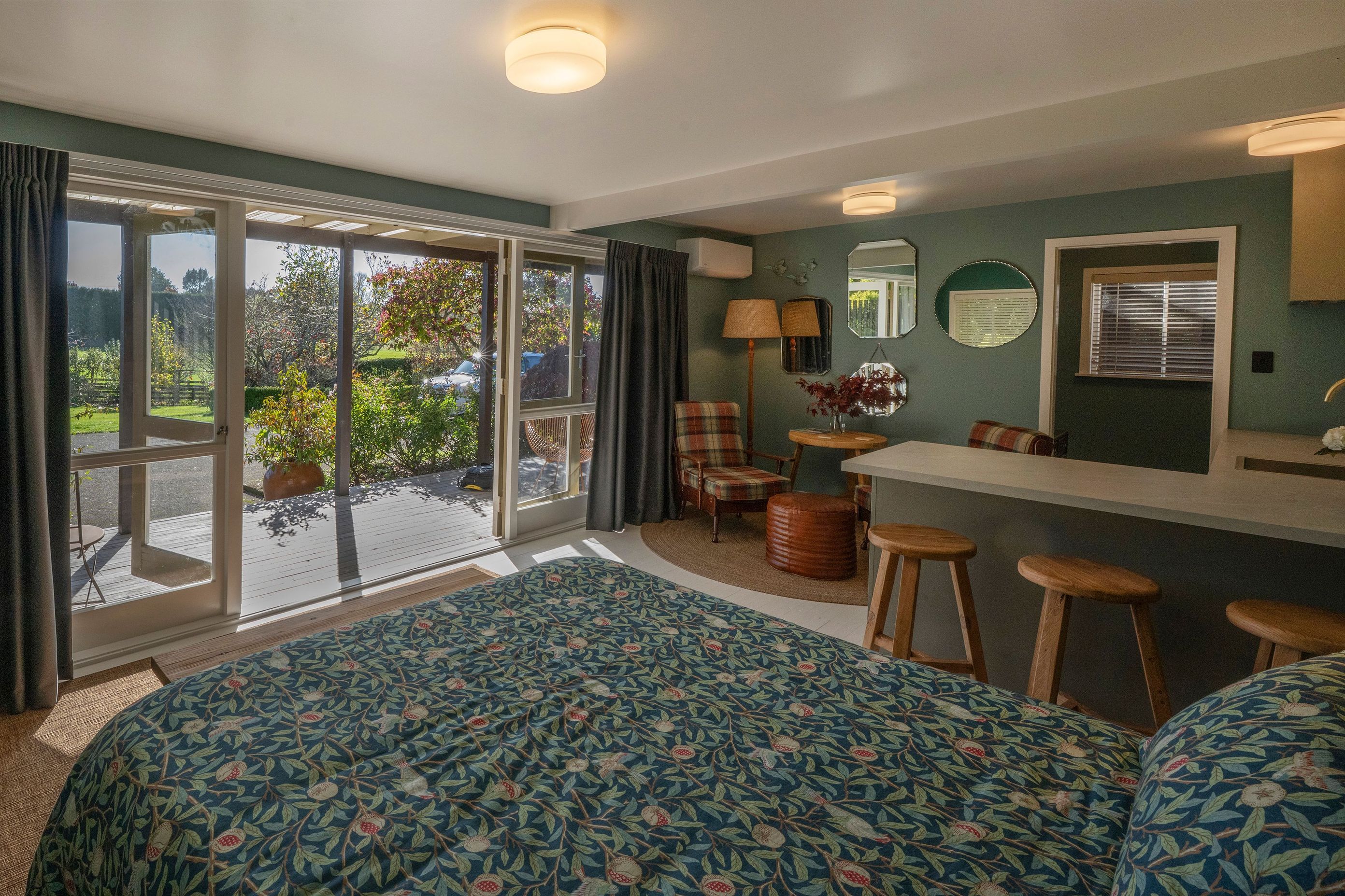 cotter-2-view-to-garden.jpg