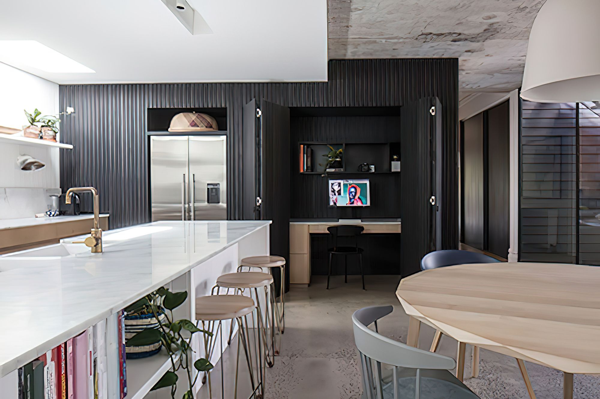 courtis-residence11-gigapixel-standard-scale-200x-gigapixel-standard-scale-200x-v2.jpg